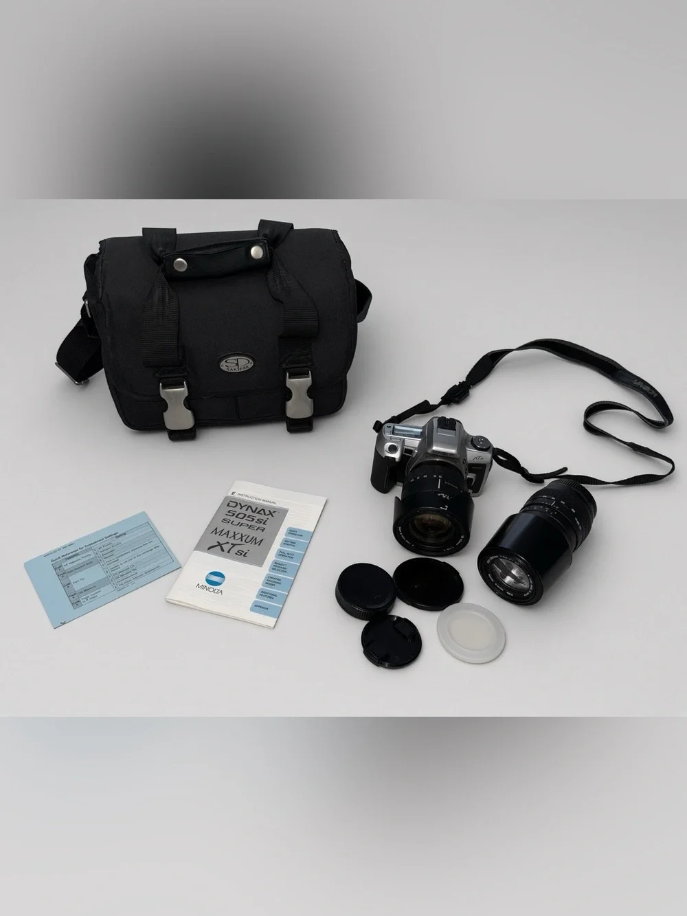 Minolta XT Si / Dynax 505si Super Film SLR Kit. Tested (include Bag/Accessories)